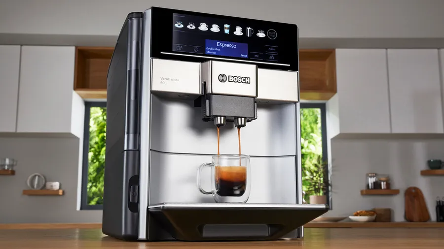 Thiết kế sang trọng màu đen bạc của Bosch Vero Barista TIS65621RW