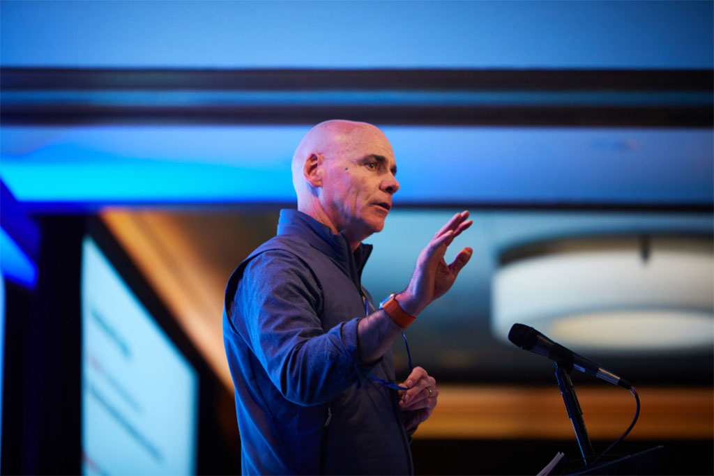 Phó Chủ tịch sản phẩm REI Chris Speyer phát biểu về kế hoạch loại bỏ PFAS Phó Chủ tịch sản phẩm REI Chris Speyer phát biểu về kế hoạch loại bỏ PFAS