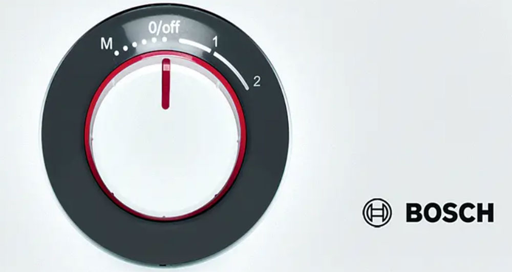 Bảng điều khiển núm xoay của máy Bosch MCM4100 tiện lợi và an toàn