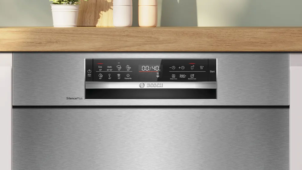 Máy rửa chén Bosch rửa 14 bộ đồ ăn với 9 lít nước Máy rửa chén Bosch rửa 14 bộ đồ ăn với 9 lít nước
