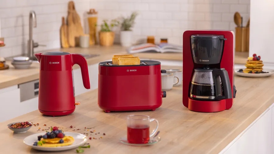 thiết kế máy pha cà phê Bosch TKA2M114 màu đỏ sang trọng