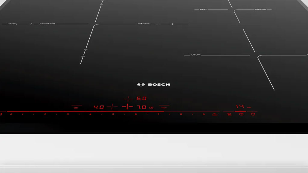 bảng điều khiển cảm ứng trên bếp từ