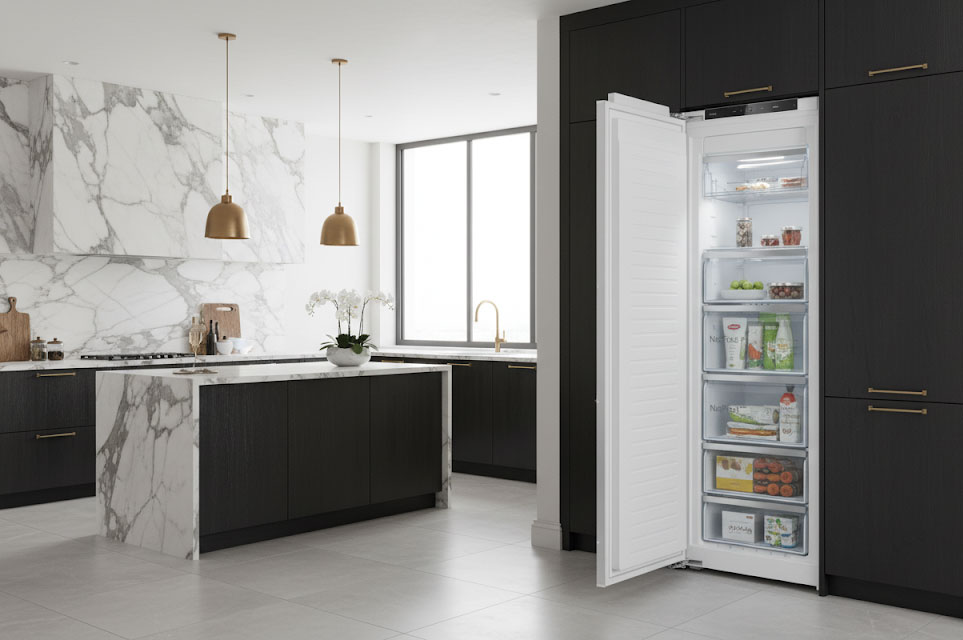 Thiết kế tủ đông lắp âm Bosch Series 6 GIN81ACE0 212 lít sang trọng và tinh tế