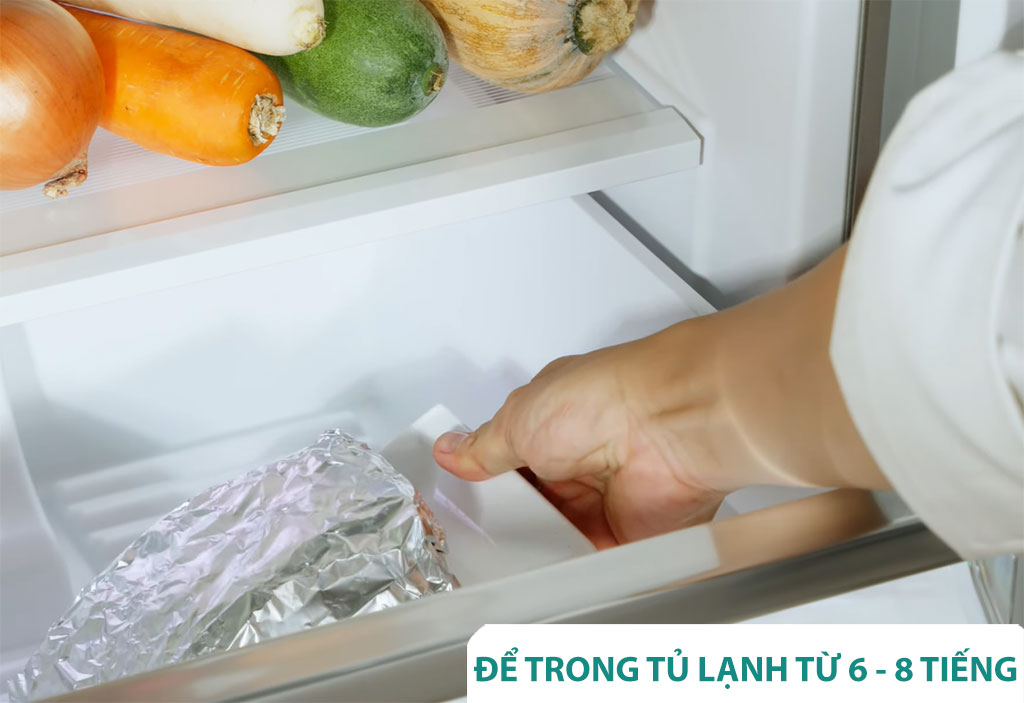 Thịt heo được ướp và bảo quản trong tủ lạnh Bosch sang trọng