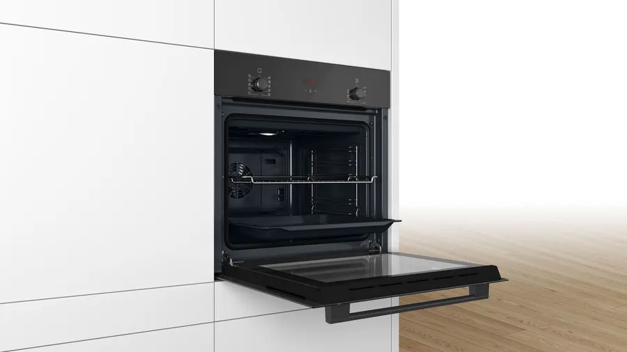 Thiết kế sang trọng màu đen của lò nướng Bosch 66L HBF512BB1H